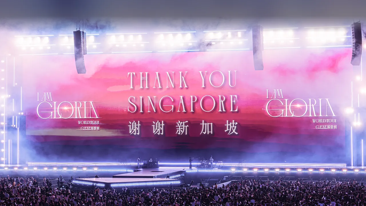 邓紫棋 I AM GLORIA 2.0 新加坡站收官夜大屏「THANK YOU SINGAPORE」